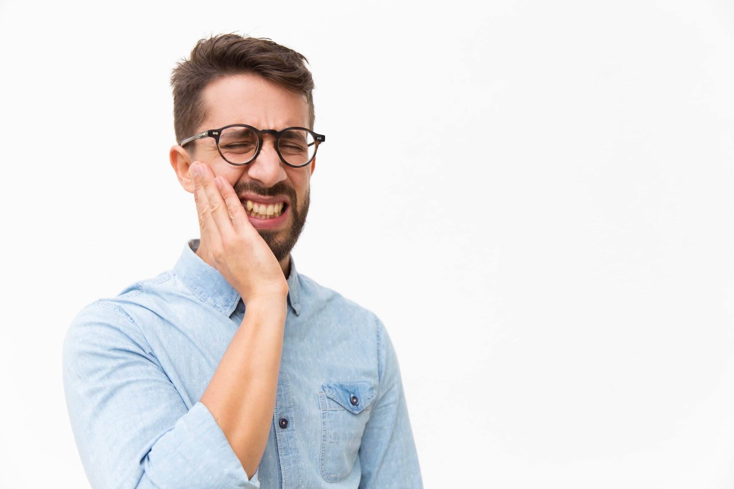 Canine tooth pain Canine tooth pain - emergency dental care
