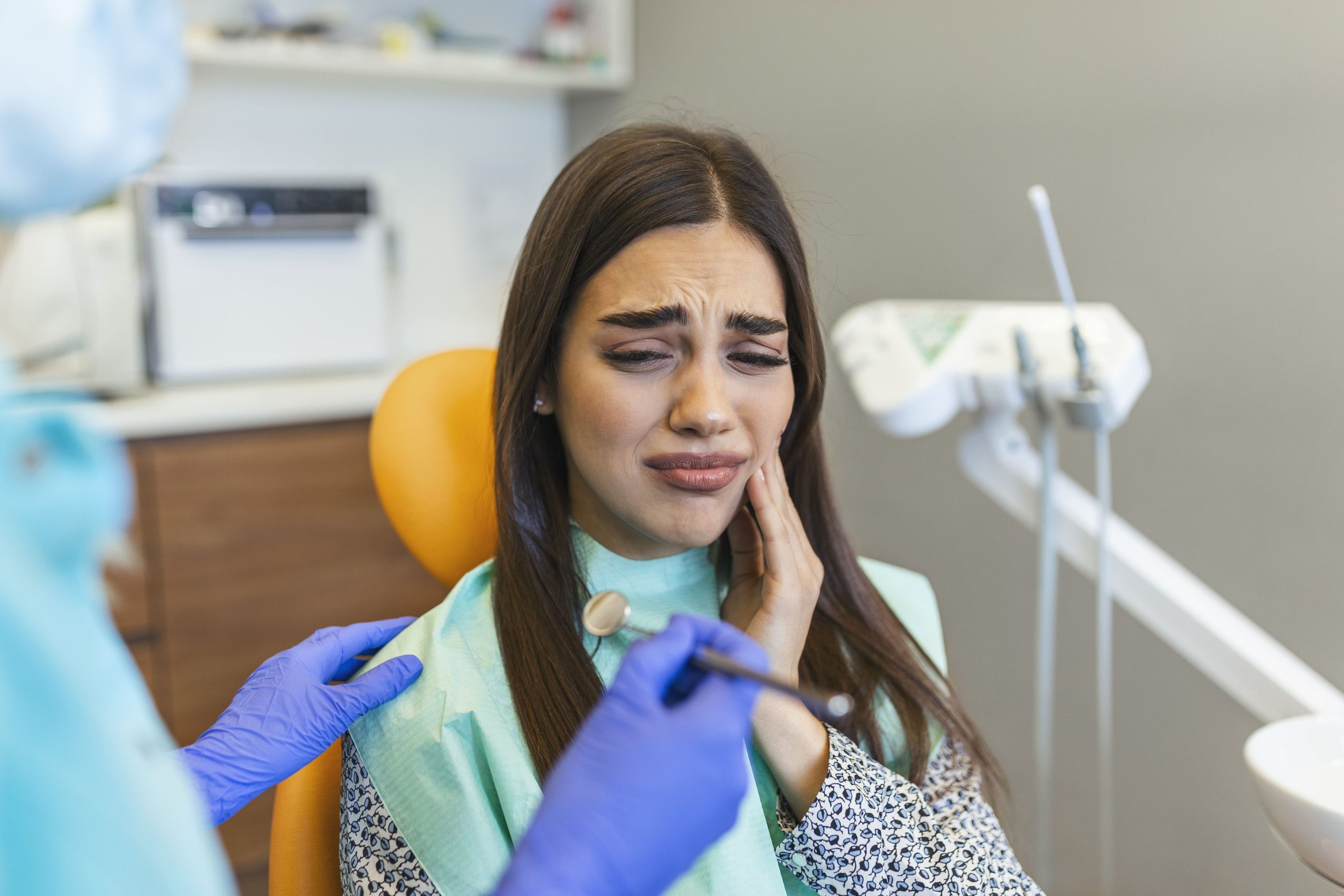 Signs Your Toothache Is Becoming a Dental Emergency